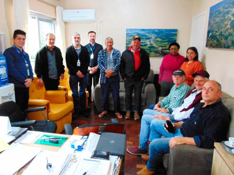 Morro Redondo: Moradores do São Pedro e de comunidade Quilombola participam de reunião com a CEEE Equatorial