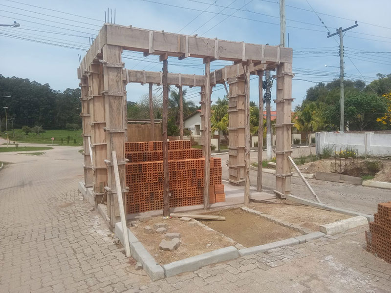 Piratini: Construtora abandona quatro obras e obriga prefeitura a abrir novas licitações para conclusão