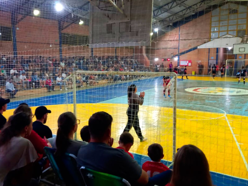 Morro Redondo: Campeonato Municipal de Futsal define classificados para as semifinais da série Prata e Feminino