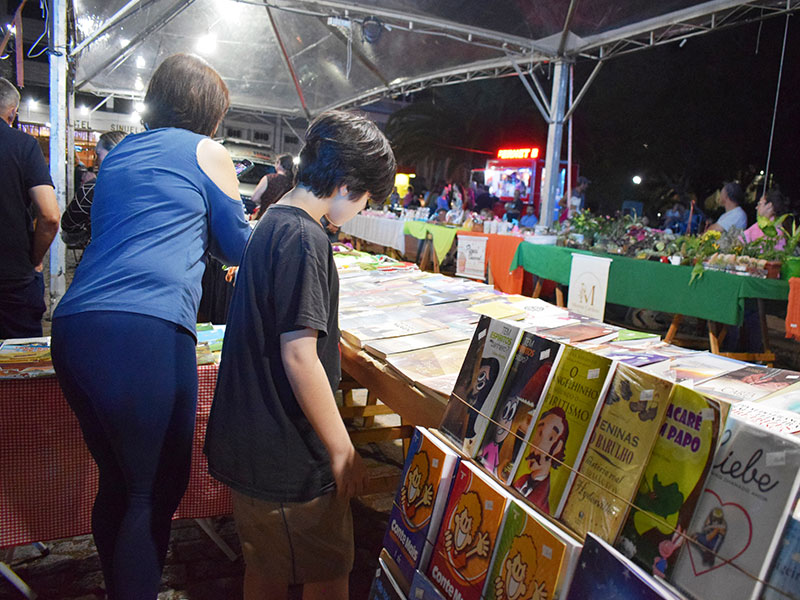 FEIRA-DO-LIVRO-JAGUARÃO-2