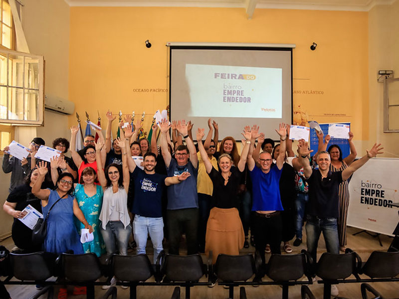 Prefeitura de Pelotas certifica 101 participantes do Bairro Empreendedor