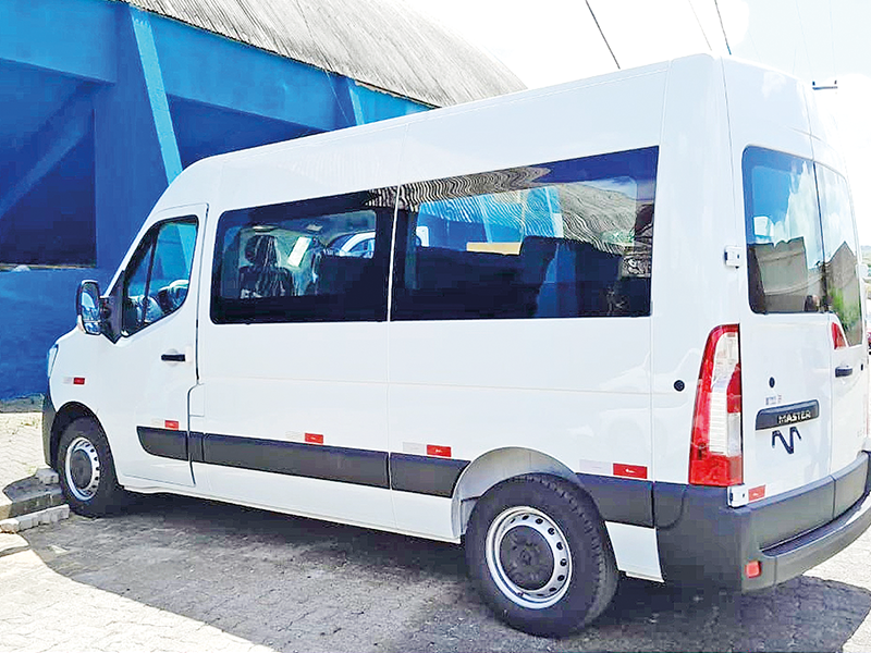 Prefeitura de Herval adquire van adaptada para transporte de pacientes