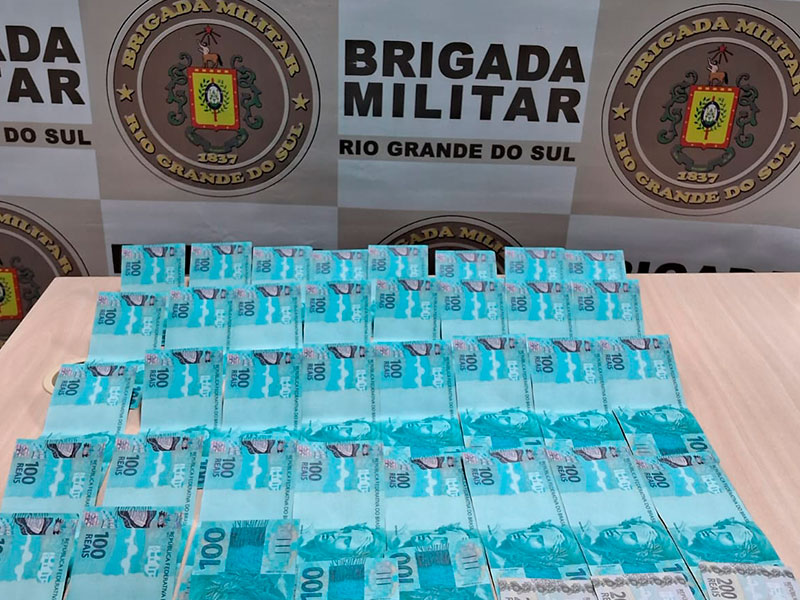Jaguarão: Brigada Militar prende homem com R$ 4,3 mil em cédulas falsas