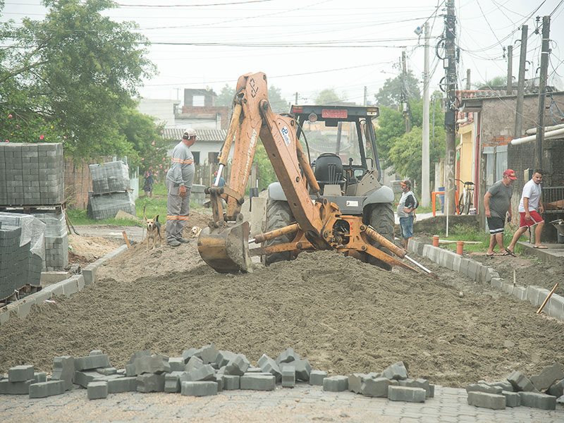 Pelotas: Obras da Vila Farroupilha evoluem com diversas intervenções