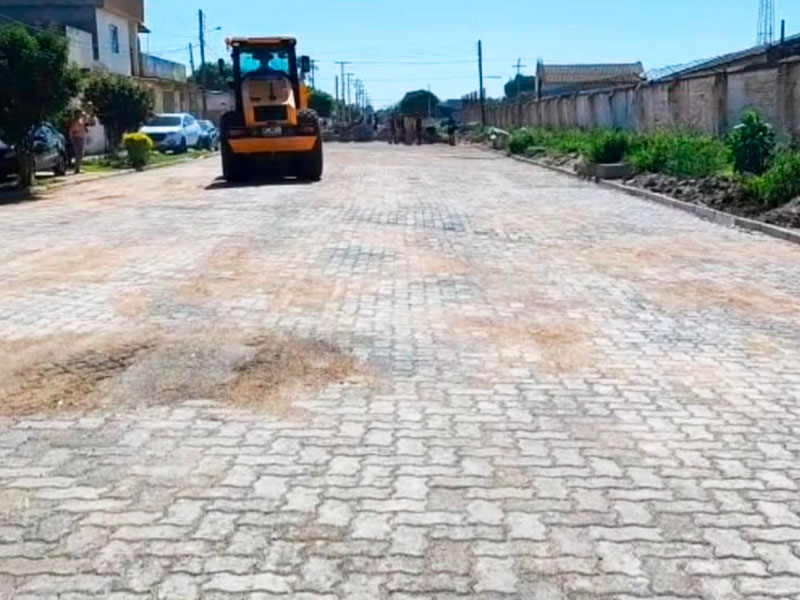 Obras de calçamento avançam em Jaguarão