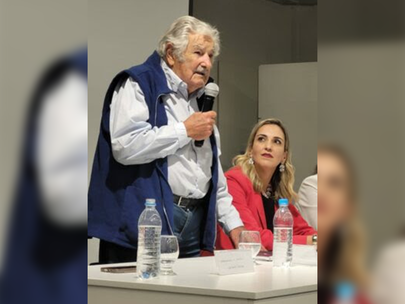 Pelotas: Pepe Mujica é Doutor Honoris Causa da UFPel