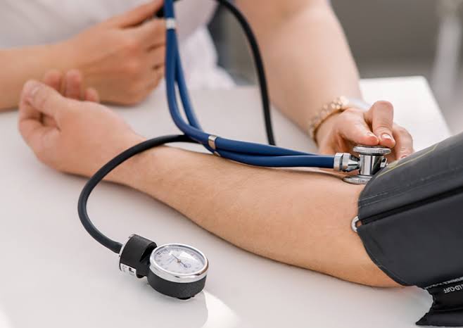 Como prevenir e combater a hipertensão arterial