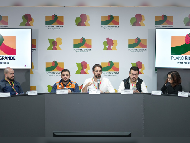 Governador apresenta balanço de 30 dias após início das enchentes