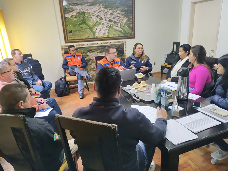Administração Municipal de Herval se reúne com Grupo de Apoio a desastres da Defesa Civil Nacional