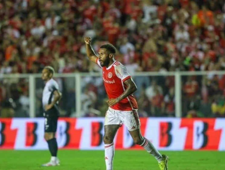Inter vence o Corinthians com gol de Wesley em jogo pela 10ª rodada do Brasileirão