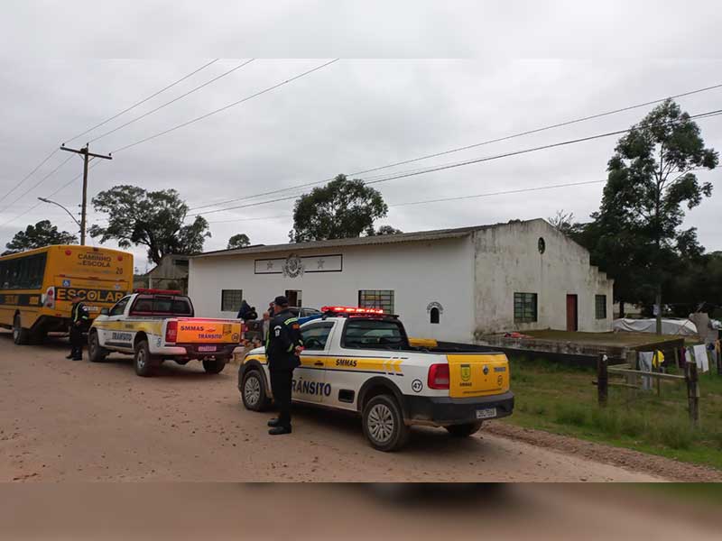 Prefeitura de Rio Grande auxilia moradores da Ilha da Torotama no retorno para casa