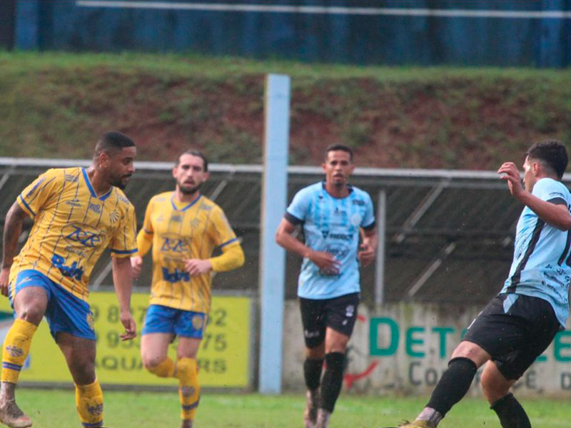 Pelotas perde por 2 a 1 fora de casa para o Lajeadense