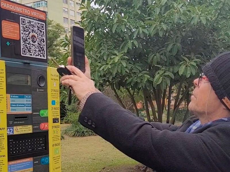 Prefeitura de Pelotas implanta Parquímetro Virtual para o estacionamento rotativo