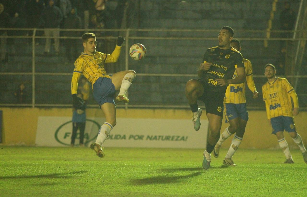 Pelotas e Bagé empatam na Boca do Lobo