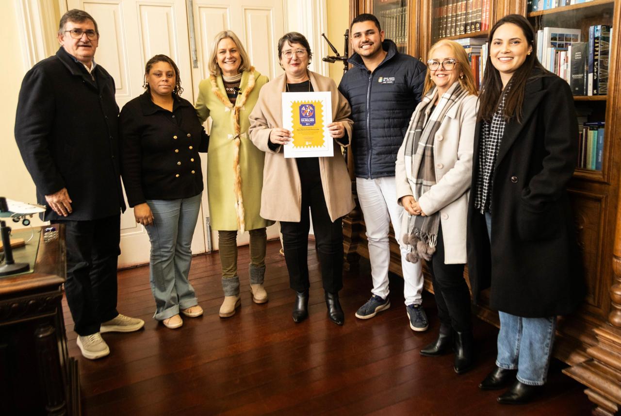 Prefeitura de Pelotas entrega Selo Empresa Amiga da Mulher