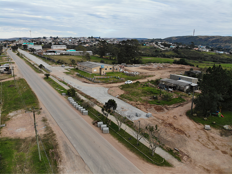 Herval: Obras de pavimentação e drenagem contemplam os quatro cantos da cidade