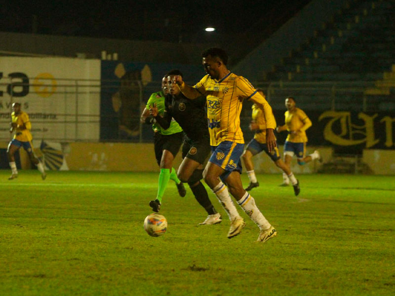 Pelotas decide seu futuro em Santa Maria nesta quarta-feira (10)