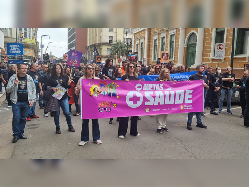 Campanha Nacional: Bancários de Pelotas e Região participam de caminhada na capital gaúcha