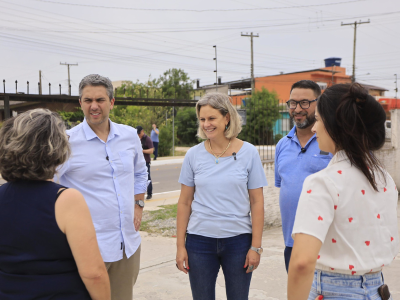Pelotas: Prefeita entrega requalificação de rua no bairro Bom Jesus