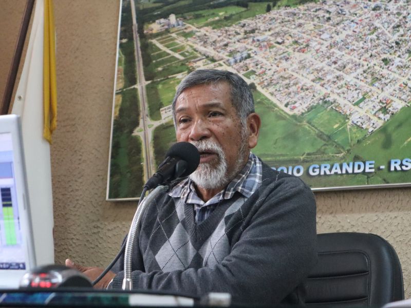 Arroio Grande: Prefeito Ivan Guevara (PP) anuncia pagamento antecipado do 13º salário e vale-refeição em dobro