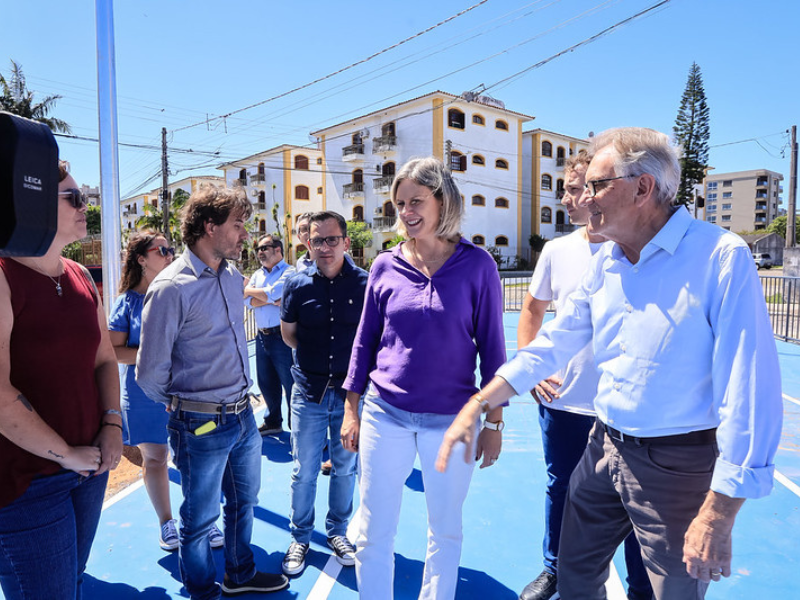 Pelotas: Prefeita vistoria obras da Praça Palestina