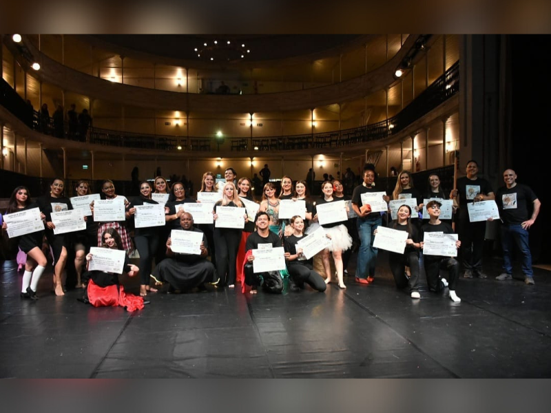 Instituto Cultural e Esportivo Maktub entrega diplomas do Curso Livre de Danças Étnicas – Ampliando Horizontes