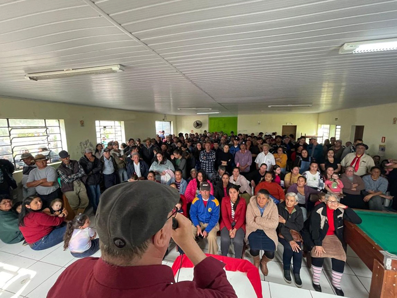 Assentados de Candiota e Pinheiro Machado assinam contratos de crédito emergencial