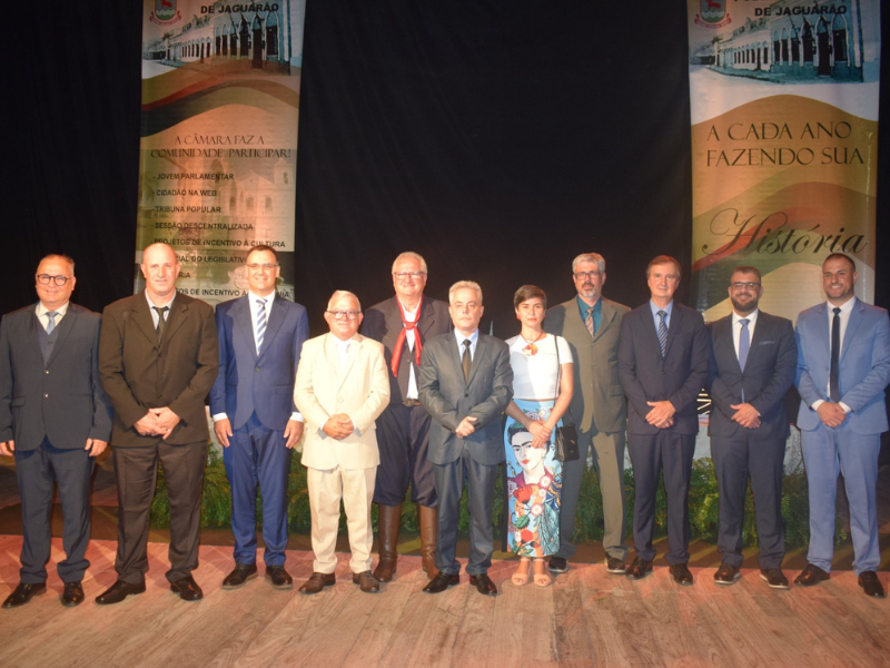 Prefeito, vice e vereadores tomam posse para o mandato 2025–2028 em Jaguarão