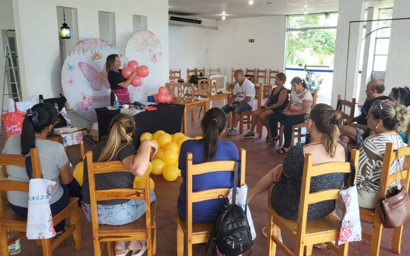 Jaguarão: Dadá Festas realiza curso de balões