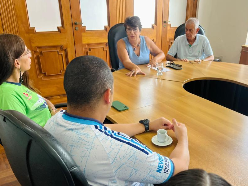Prefeitura de Rio Grande inicia projeto “Conversa com a Prefeita”