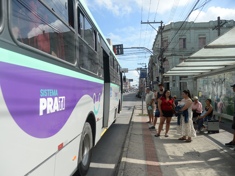 Pelotas: Transporte coletivo vai retomar horário de verão