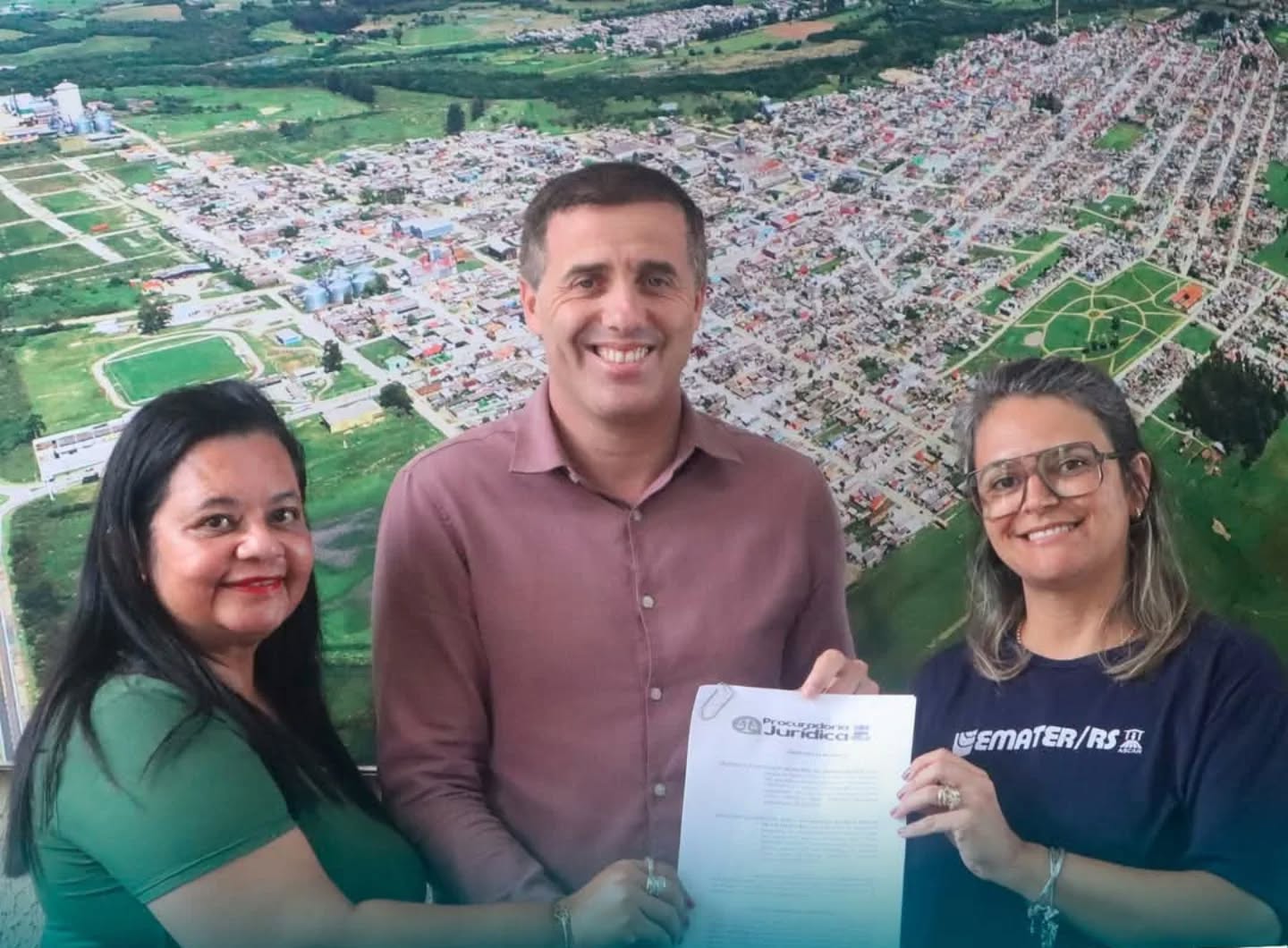 Prefeitura de Arroio Grande renova convênio para repasse de recursos à APAE