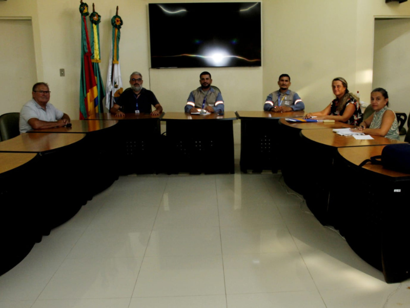 Reunião com a CEEE Equatorial é realizada em Morro Redondo