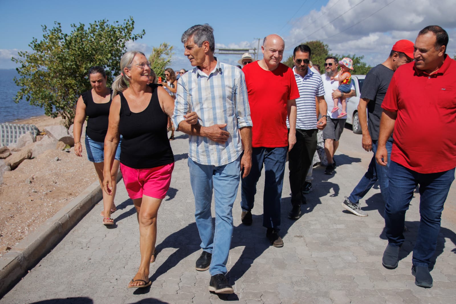 Prefeitura de Pelotas entrega obras de recuperação do calçamento da Colônia Z3