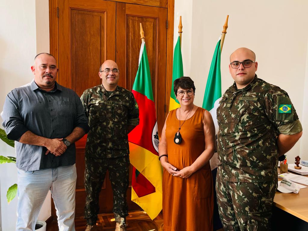 Prefeita Darlene (PT) toma posse como presidente da Junta de Serviço Militar de Rio Grande