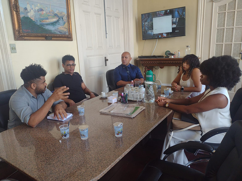 Pelotas: Secretário Júlio Domingues recebe Comissão de Igualdade Racial da OAB