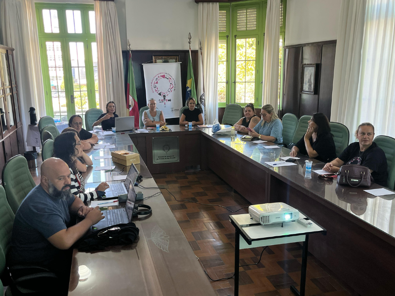 Rio Grande: reunião do Núcleo da Mulher Empreendedora aborda sucesso no planejamento da festa Elas de Máscara