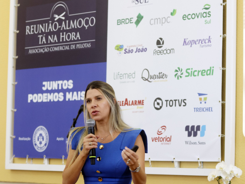 Importância da Inteligência Artificial no almoço da Associação Comercial de Pelotas