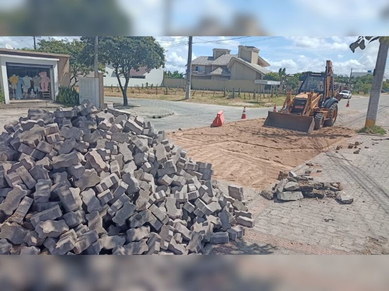 Prefeitura de Pelotas faz reparos em ruas da Cohab Lindoia