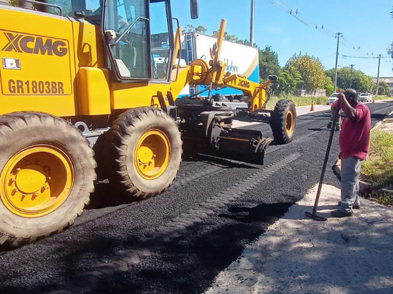 Prefeitura de Pelotas recupera rua lateral do IFSul e avenida 25 de Julho