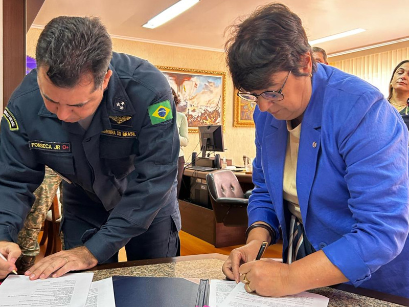 Rio Grande: Prefeitura e 5º Distrito Naval assinam protocolo de intenções para o Programa Forças no Esporte (Profesp)