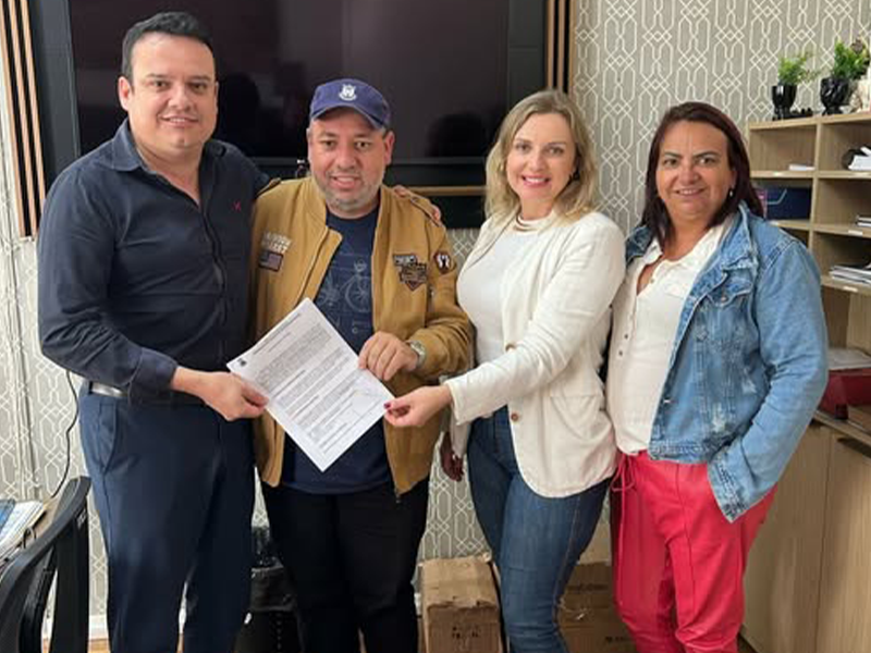 Associação Integrada de Estudantes de Pinheiro Machado recebe repasse de 90 mil da Prefeitura