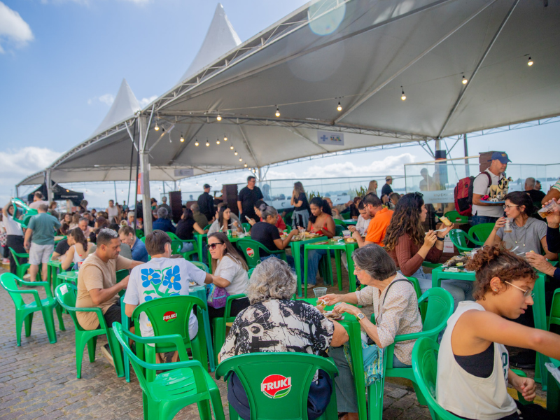 Rio Grande: Sexta-feira Santa reúne milhares de pessoas no Festimar