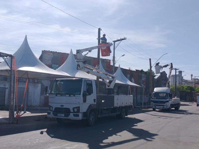 Prefeitura de Pelotas finaliza iluminação da Passarela do Carnaval