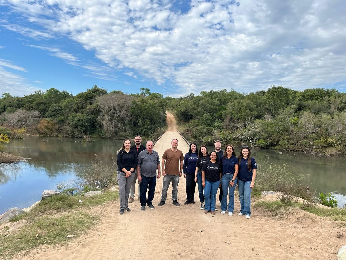 Prefeitos de Cerrito e Pedro Osório participam de visita técnica com pesquisadores da UFPel a estações de monitoramento do rio Piratini
