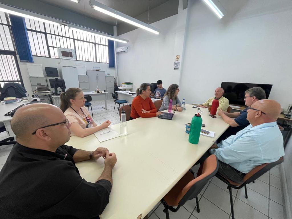 Prefeitura de Rio Grande busca melhorar fluxo de atendimento para agroindústrias
