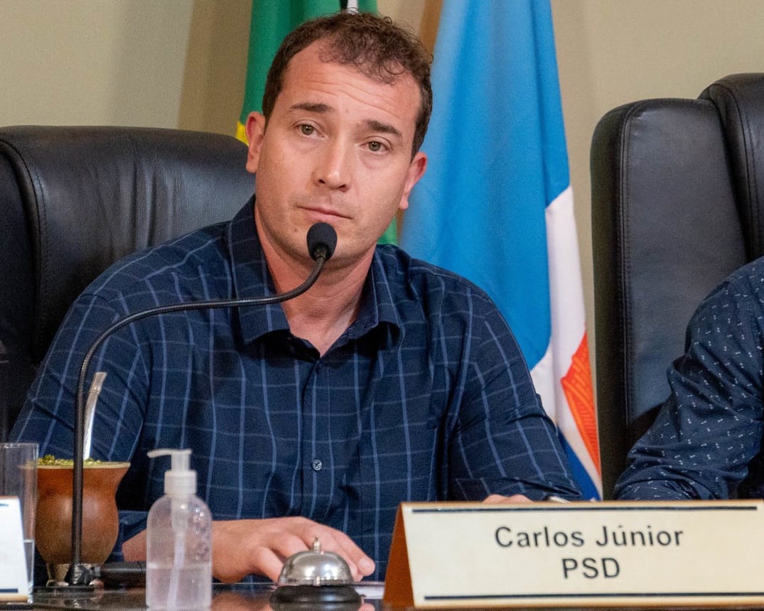 Presidente da Câmara assume comando do Executivo pelotense