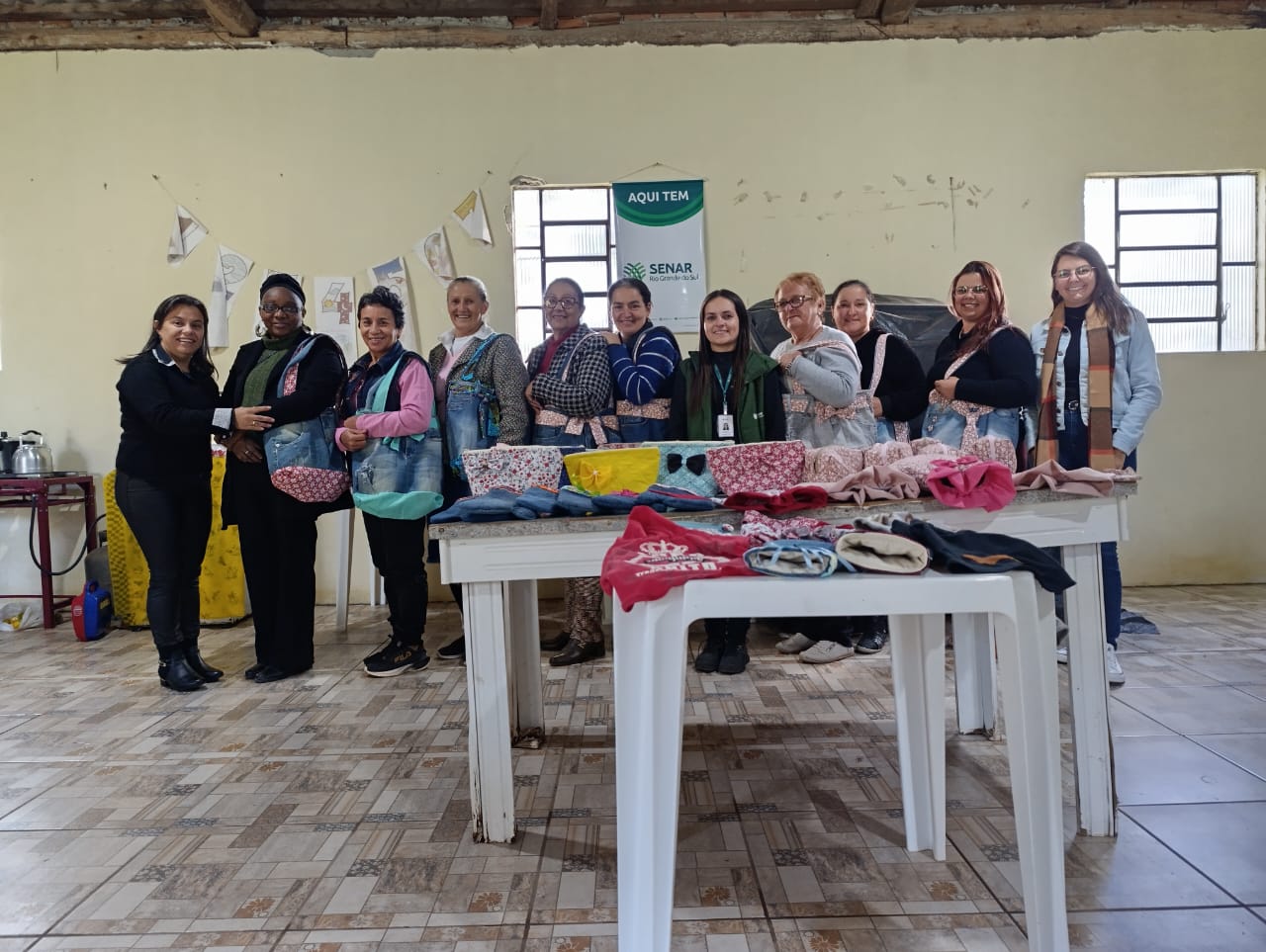 Curso de Introdução a Costura é realizado em Morro Redondo