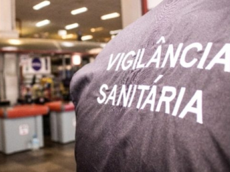Vigilância Sanitária apreende mercadorias em macro atacado em Pelotas