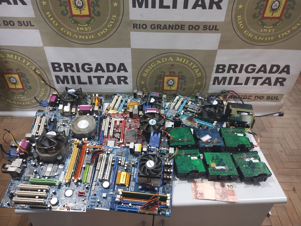 caça niquel bm canguçu 2